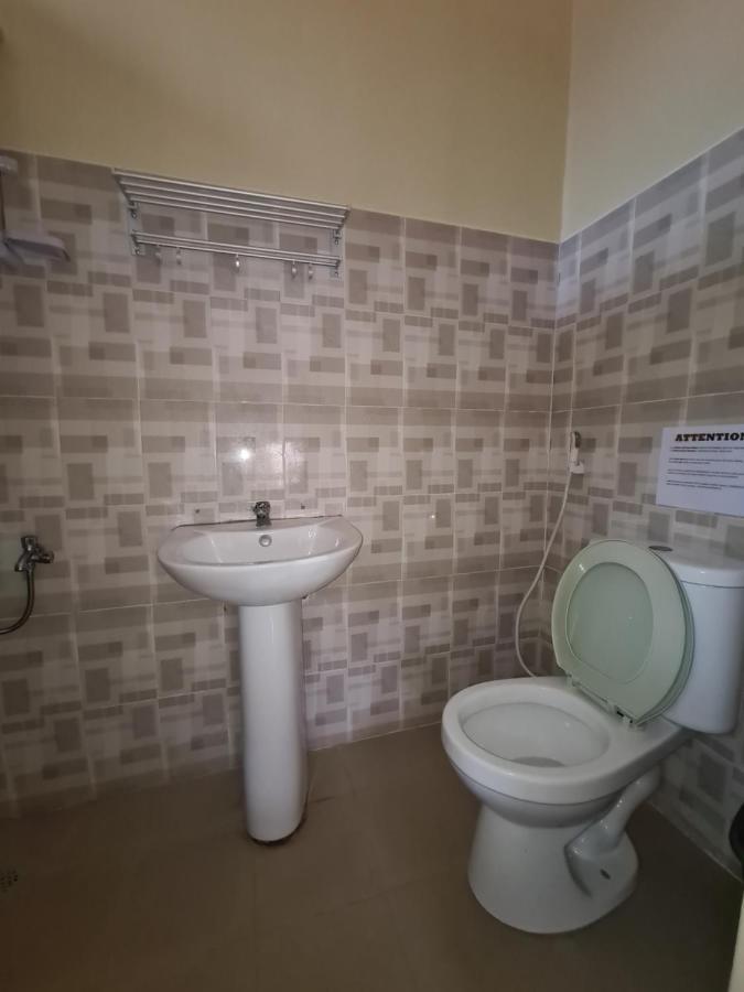 La-Familia Guest House Сікіхор Екстер'єр фото