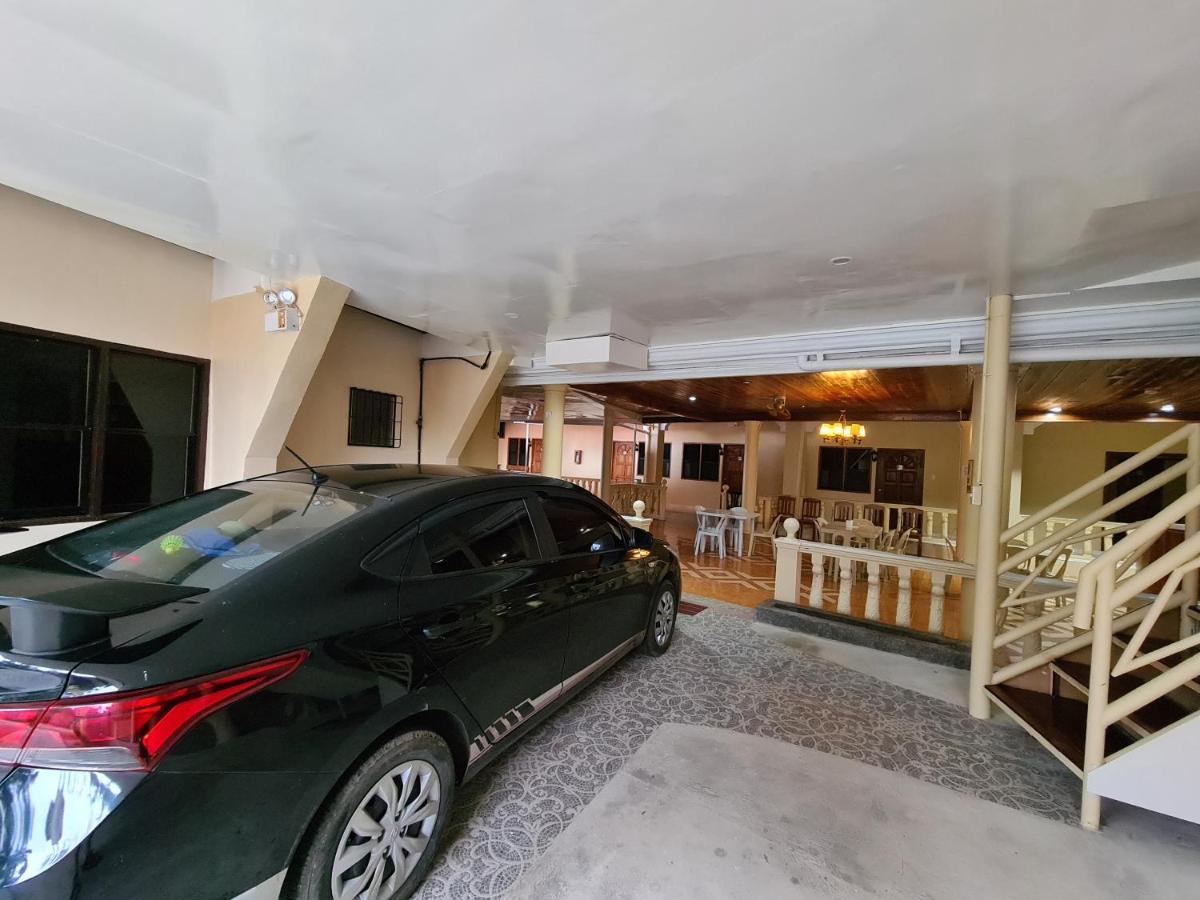 La-Familia Guest House Сікіхор Екстер'єр фото