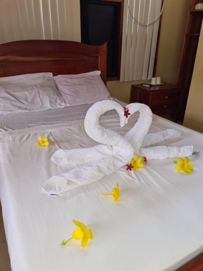 La-Familia Guest House Сікіхор Екстер'єр фото