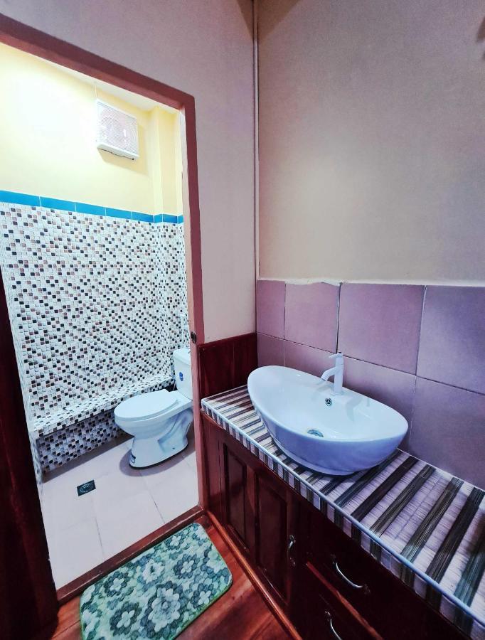 La-Familia Guest House Сікіхор Екстер'єр фото
