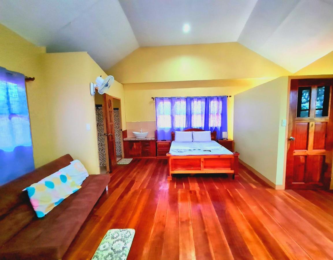 La-Familia Guest House Сікіхор Екстер'єр фото