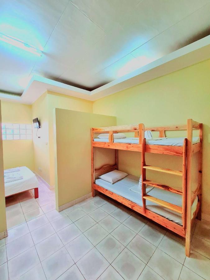 La-Familia Guest House Сікіхор Екстер'єр фото